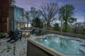 Game Room & Mini Golf Hot Tub Fire Pit